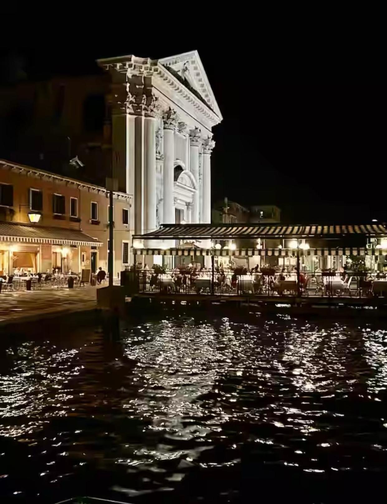 Appartamento Con Vista Zattere Velence Kültér fotó