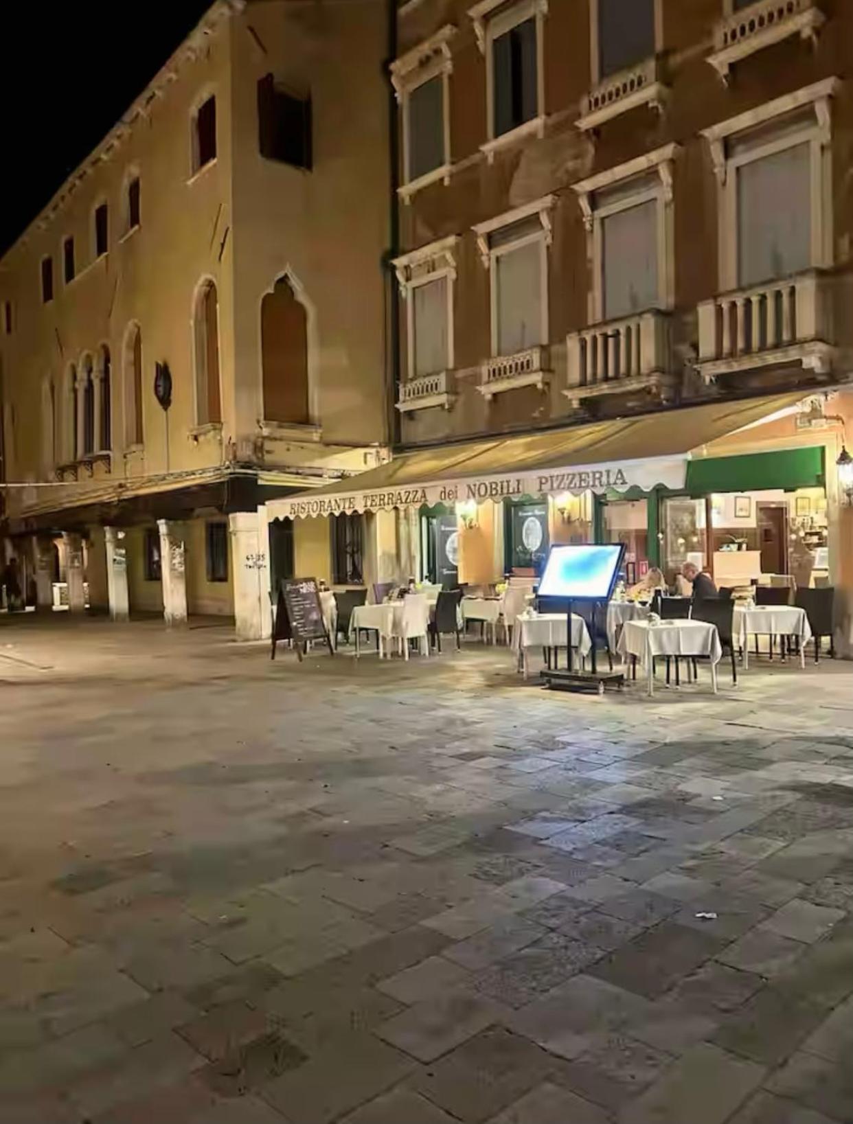 Appartamento Con Vista Zattere Velence Kültér fotó